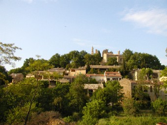 Photo N3:  Chalet   sabra sabran Vacances bagnols-sur-ceze Gard (30) FRANCE 30-5113-1
