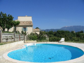 Photo N2:   Gte rural    Mrindol-les-Oliviers Vacances Vaison-la-Romaine Drme (26) FRANCE 26-5158-1