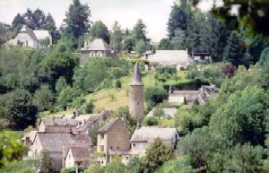 Photo N3: Location vacances La-Roche-Canillac Tulle Corrze (19) FRANCE 19-5670-1