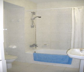 Photo N10:  Appartement    Rosas Vacances Figueras Costa Brava (Catalogne) ESPAGNE es-5742-1