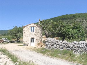 Photo N1:  Ferme   La-roc La-rochegiron Vacances Forcalquier Alpes de Haute Provence (04) FRANCE 04-7500-1