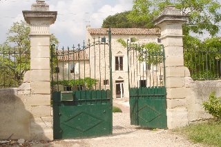 Photo N1:   Gte rural    Beaucaire Vacances Nmes Gard (30) FRANCE 30-7486-1