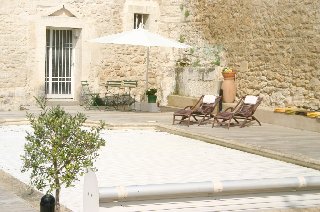 Photo N2:   Gte rural    Beaucaire Vacances Nmes Gard (30) FRANCE 30-7486-1