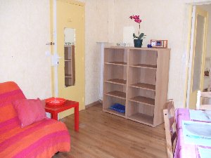 Photo N1:  Studio   Rueil Rueil-Malmaison Vacances Paris Haut de Seine (92) FRANCE 92-7888-2