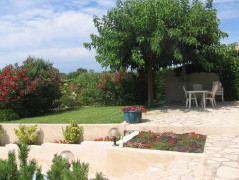 Photo N2: Location vacances Villelaure Aix-en-Provence Vaucluse (84) FRANCE 84-2696-1