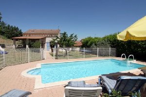 Photo N1:  Villa - maison Cereste Vacances Manosque Alpes de Haute Provence (04) FRANCE 04-7973-1