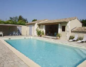 Photo N3:   Gte rural    Saint-Remy-de-Provence Vacances Avignon Bouches du Rhne (13) FRANCE 13-7986-1