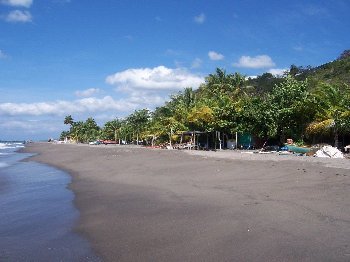 Photo N2:  Bungalow   Car Carbet Vacances Saint-Pierre  Martinique mq-8098-1