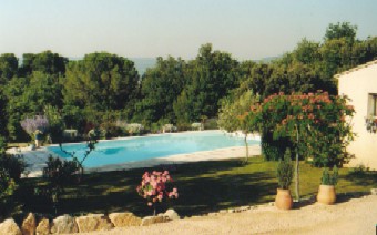 Photo N3: Location vacances Villelaure Lubron Vaucluse (84) FRANCE 84-2665-1