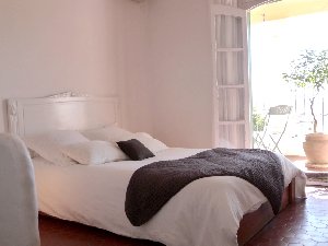 Photo N5:  Appartement    Hyres Vacances  Var (83) FRANCE 83-8439-1