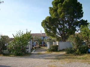 Photo N2: Location vacances Aureille Avignon Bouches du Rhne (13) FRANCE 13-8468-1