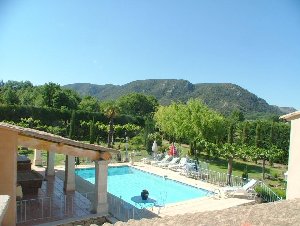 Photo N2:  Ferme   Robion Robion Vacances Gordes Vaucluse (84) FRANCE 84-3154-1